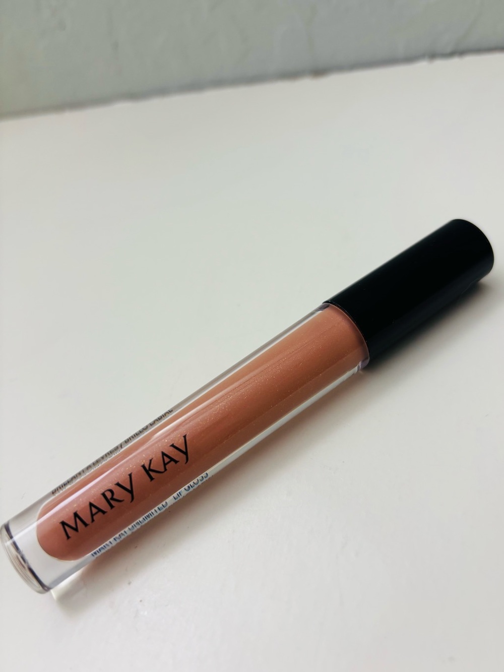 Mary Kay Unlimited shimmer lip gloss Soft Nude NWOT